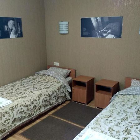 Atlant Hotel Ostroh Ngoại thất bức ảnh