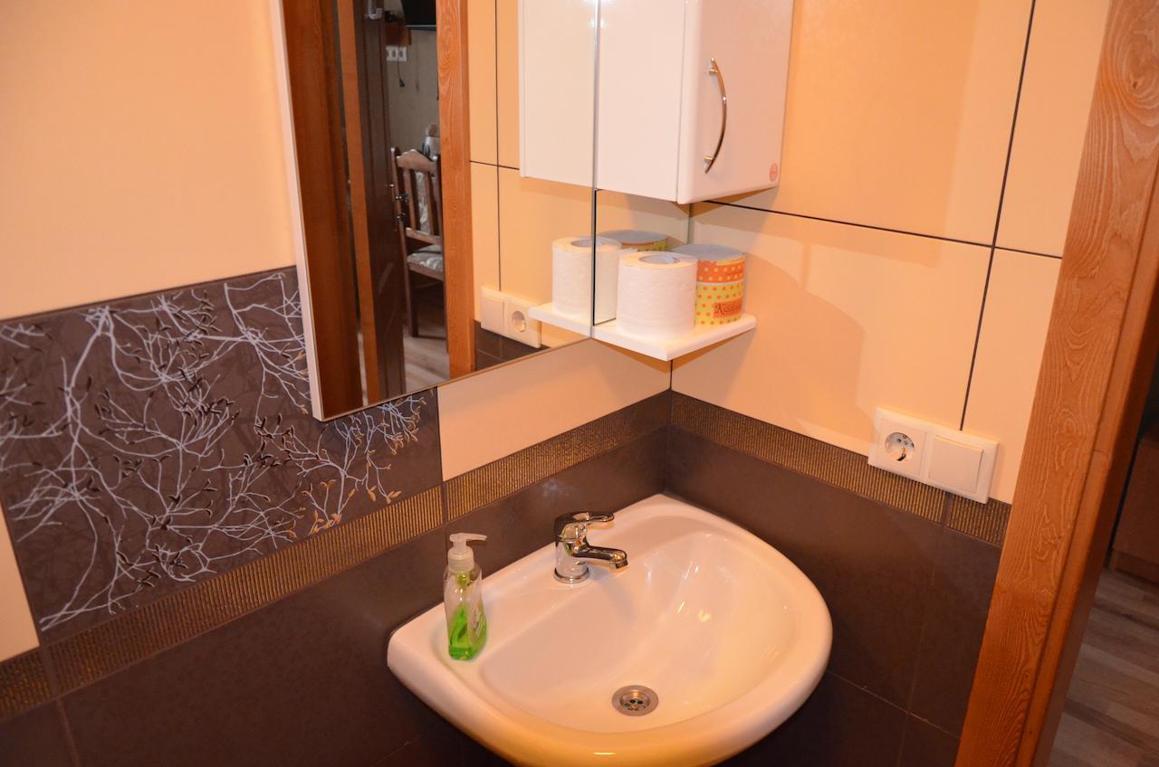 Atlant Hotel Ostroh Ngoại thất bức ảnh