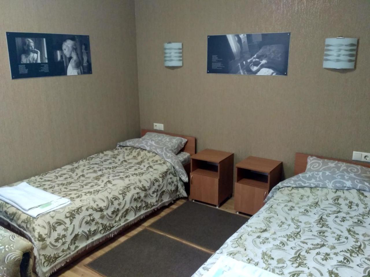 Atlant Hotel Ostroh Ngoại thất bức ảnh